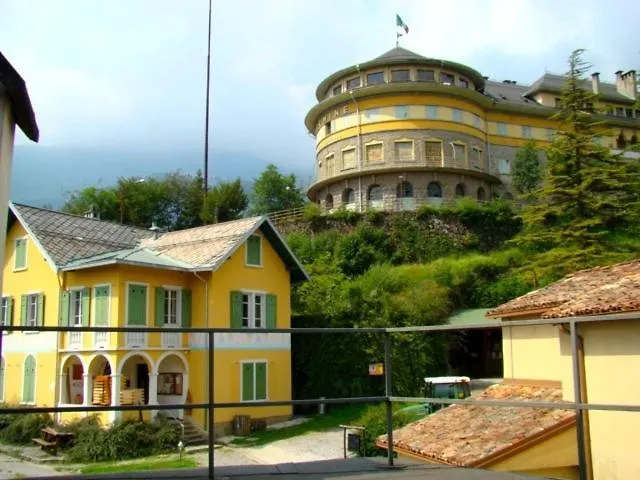 Aurora Hotel Castione della Presolana