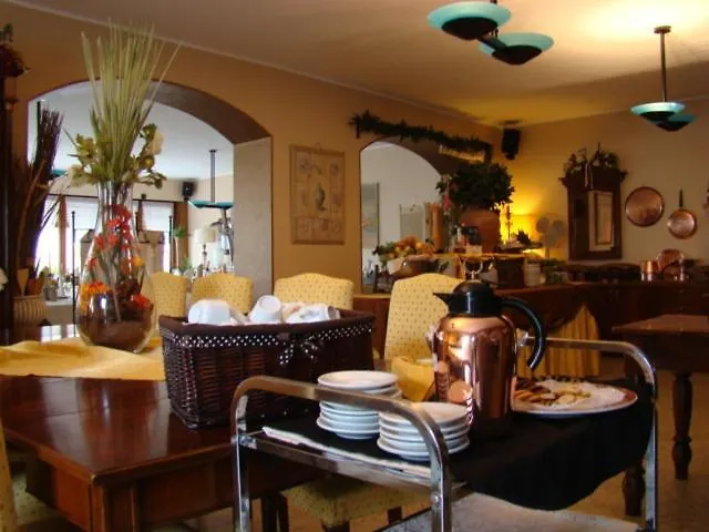 Aurora Hotel Castione della Presolana 3*,