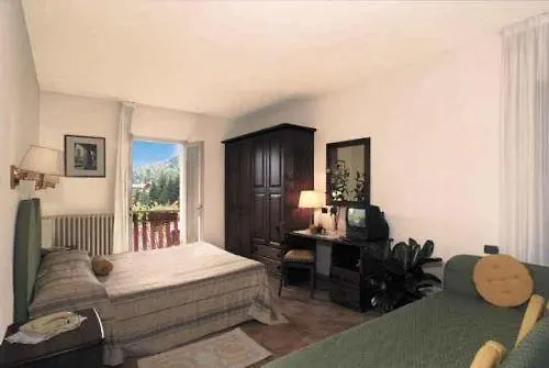 Aurora Hotel Castione della Presolana