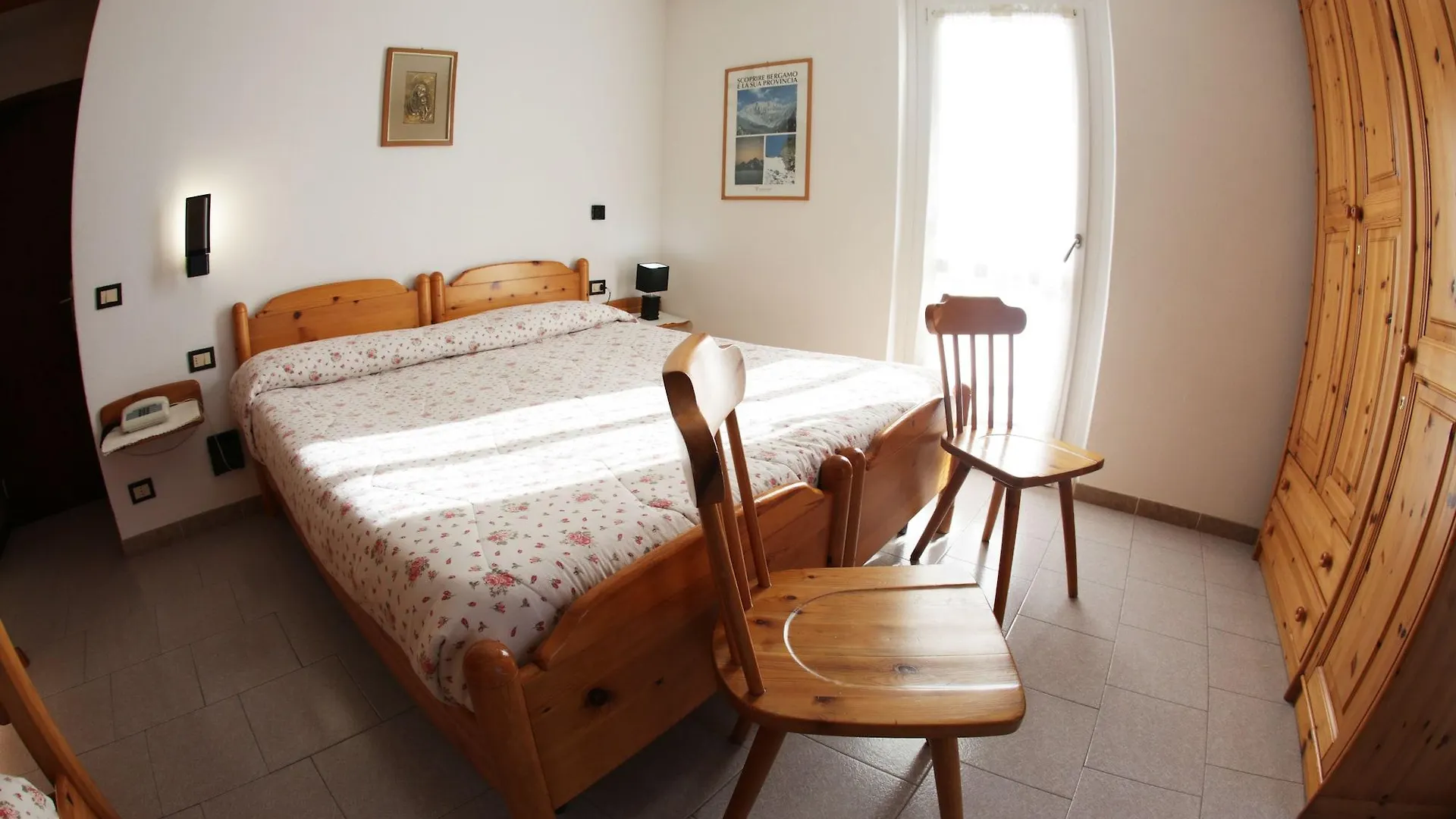 Aurora Hotel Castione della Presolana