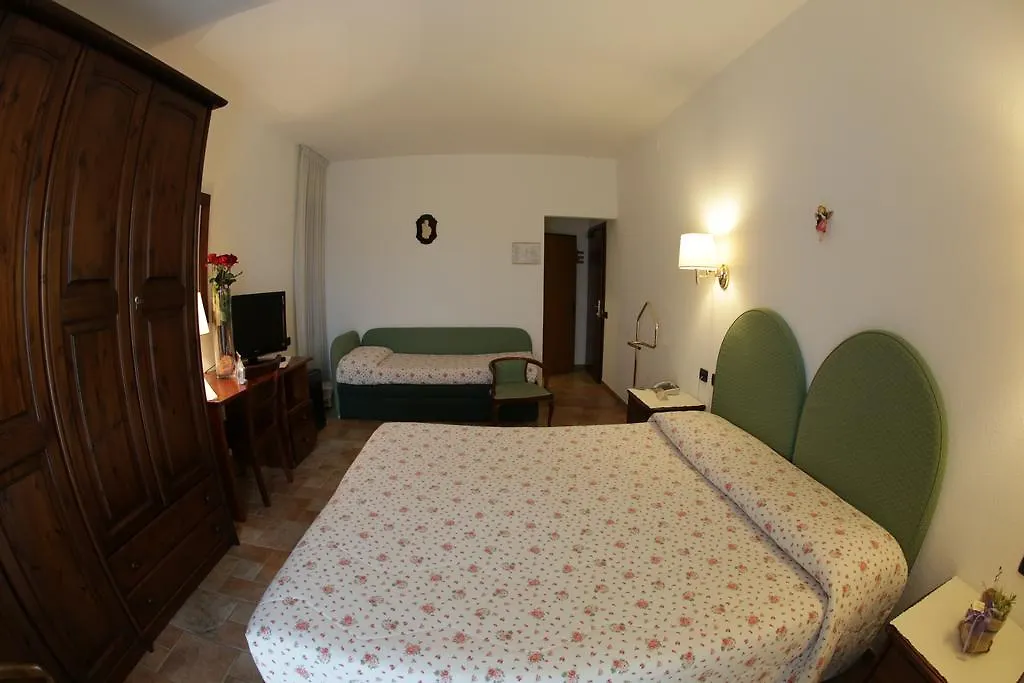 Aurora Hotel Castione della Presolana